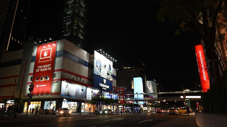 點我看大圖 Nikon Z8 用了一年半的開箱,平面攝影 + N-RAW / N-Log 錄影各規格使用心得