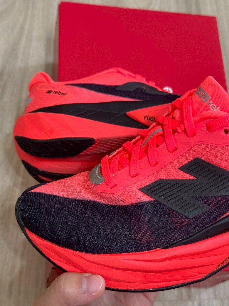 最新速訓鞋入荷！NB Rebel v5 火龍果紅的高顏值