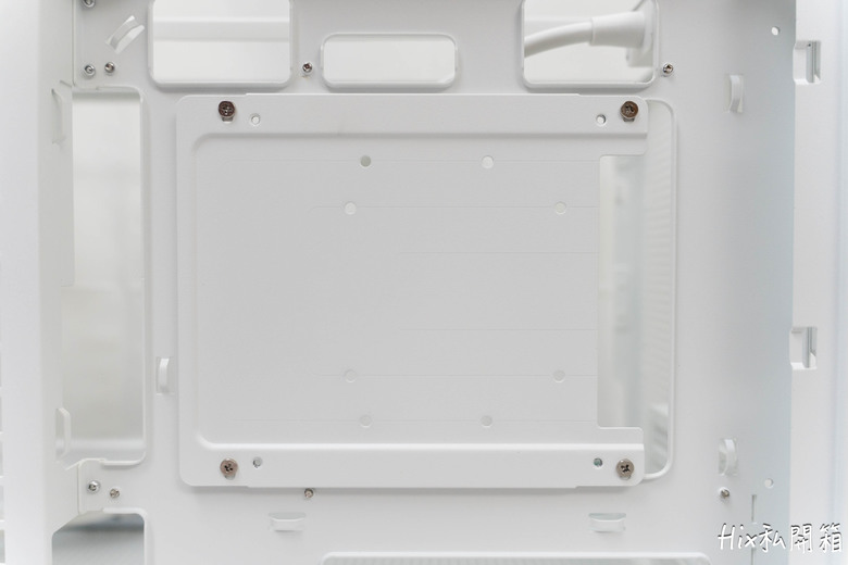 點我看大圖 緊湊小鋼砲載體 九州風神DeepCool CH260