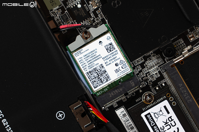 GIGABYTE AORUS ELITE 16 測試報告｜RTX 5070「菁英」登場，中高階電競新勢力！