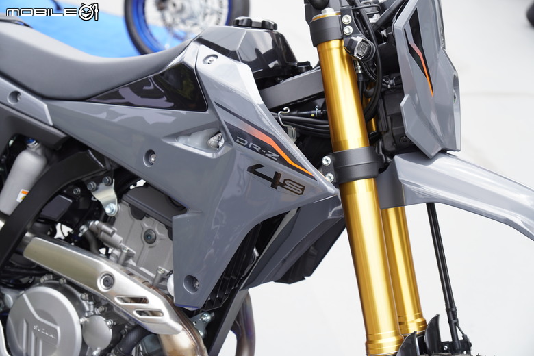傳奇歸來，野性再臨 SUZUKI DR-Z4 S / SM 發表會，越野版、滑胎版早鳥售價：368,000元！！