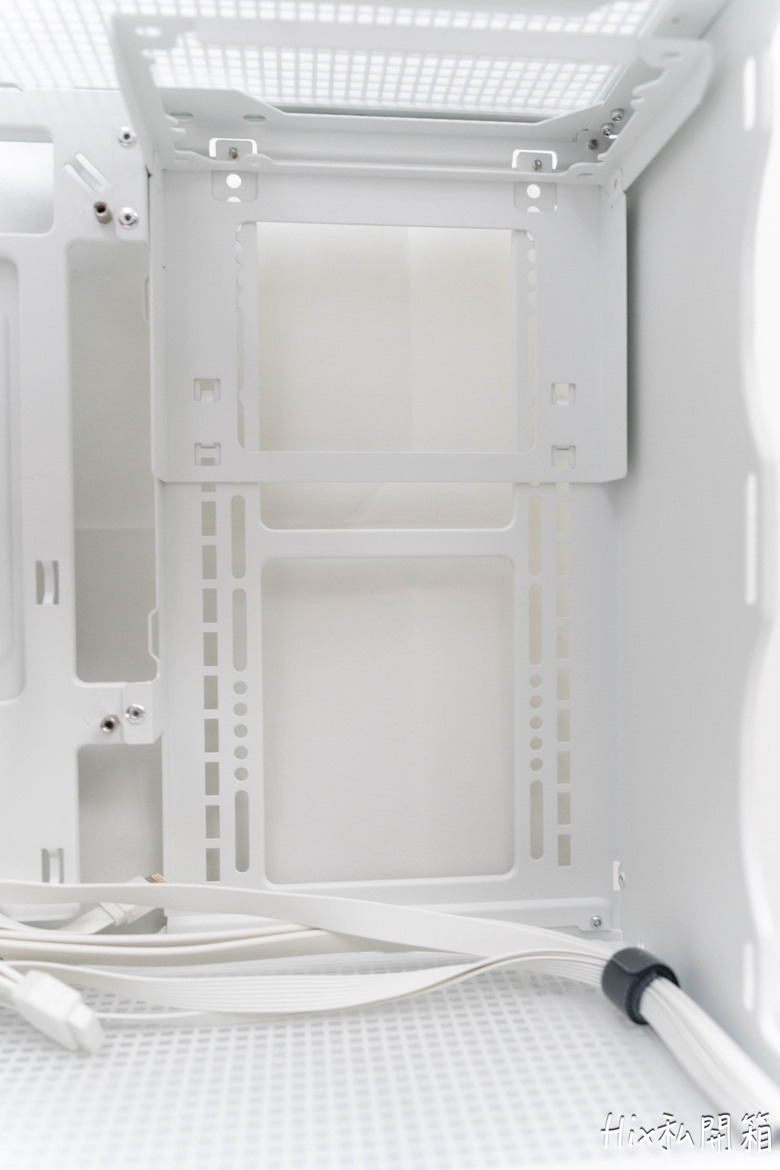 點我看大圖 緊湊小鋼砲載體 九州風神DeepCool CH260