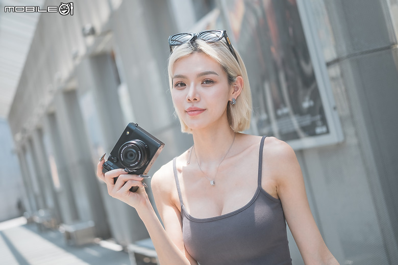 FUJIFILM GFX100 RF 評測報告|為構圖加上轉盤、畫素破億的中判隨身機!