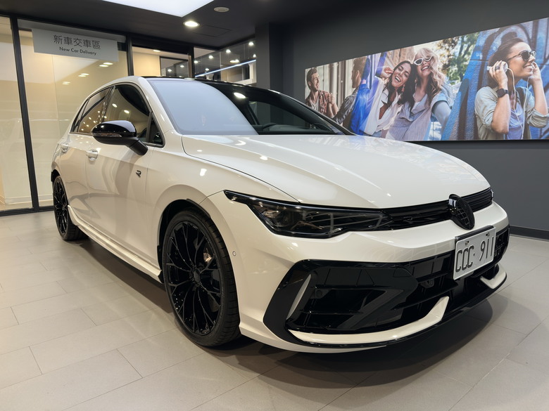 Golf 8.5R Black Edition ~到底有多愛Golf R