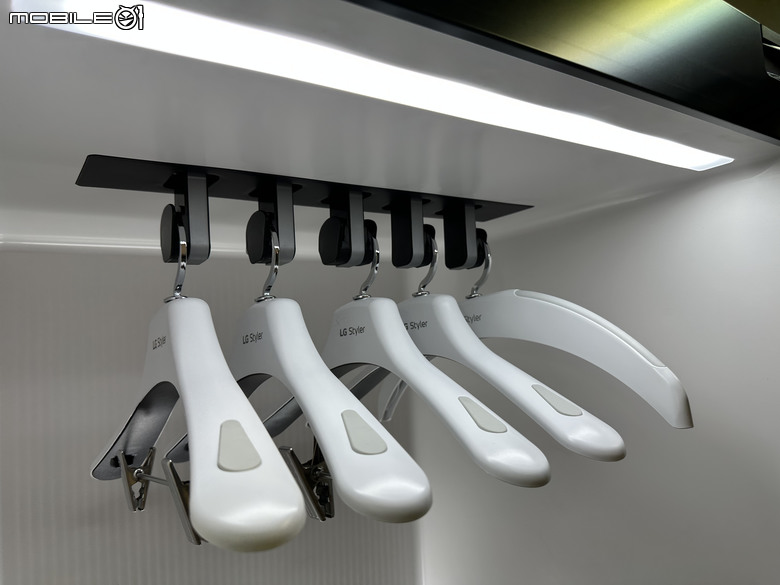 【試用】LG Styler 蒸氣電子衣櫥第二代，內建高壓蒸氣掛燙機，AI護理衣物