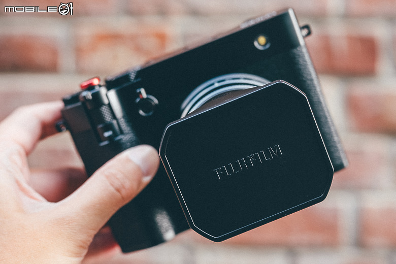 FUJIFILM GFX100 RF 評測報告｜為構圖加上轉盤、畫素破億的中判隨身機！