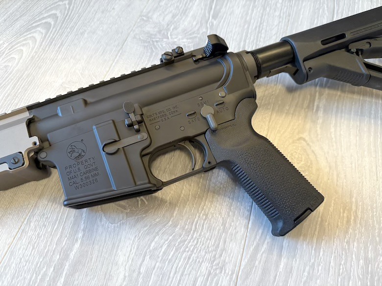 GHK MK16 URG-I 10.3吋版氣動空氣軟槍外觀改裝 | 黑色經典現代套裝歷久不衰