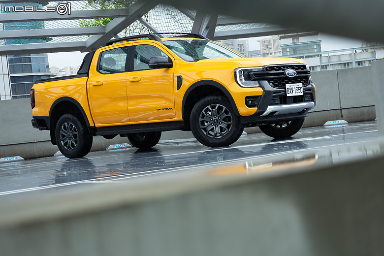 Ford Ranger FRS Edition 試駕｜好開好載，翻山越嶺的好夥伴！