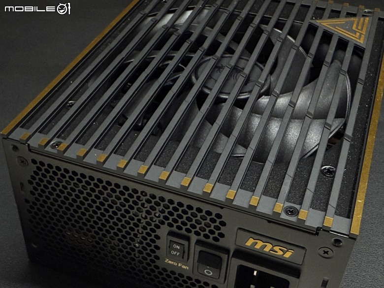 旗艦規格！MSI MEG Ai 1600T 數位電源