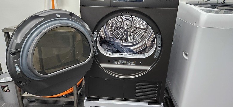 點我看大圖 SHARP 夏普 烘布郎 熱泵 滾筒乾衣機 KD-FKH10DT 首篇開箱文