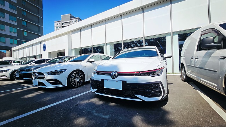 點我看大圖 老友8.5代Golf GTI微開箱