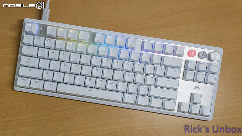 【開箱】海盜船新設計語言80%磁軸鍵盤 | CORSAIR K70 PRO TKL WHITE