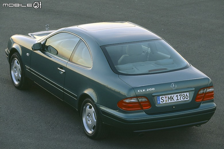 Mercedes-AMG CLE 53 4MATIC+ Cabriolet 試駕｜性能底子一把罩，開篷吹風更逍遙！feat. A208 CLK