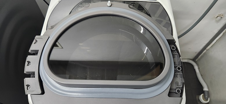 點我看大圖 SHARP 夏普 烘布郎 熱泵 滾筒乾衣機 KD-FKH10DT 首篇開箱文