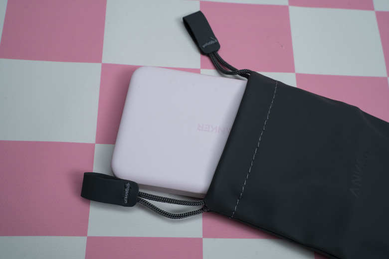 【開箱測試】A1664 Anker MagGo 超薄磁吸行動電源 10000mAh Qi2 15W 超薄 質感超好