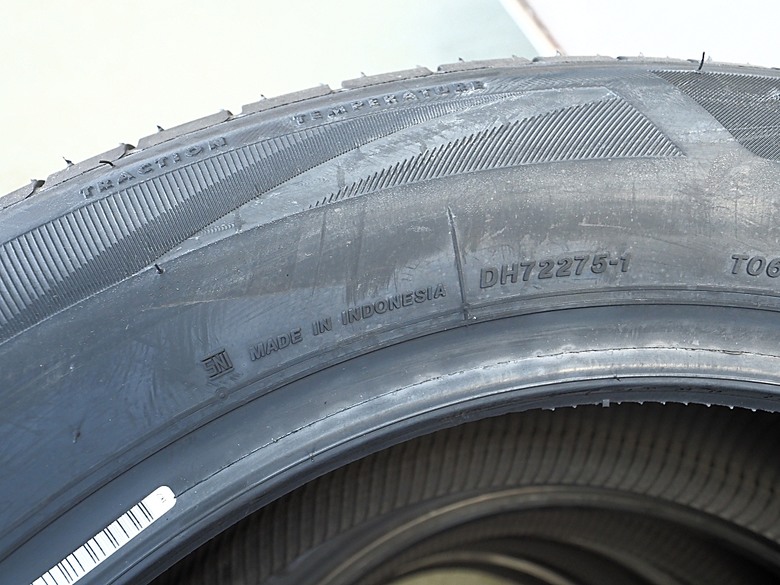 普利司通 Bridgestone TURANZA 6 輪胎開箱 — 在TOYOTA YARiS CROSS 享樂版之安裝紀錄與初使用心得