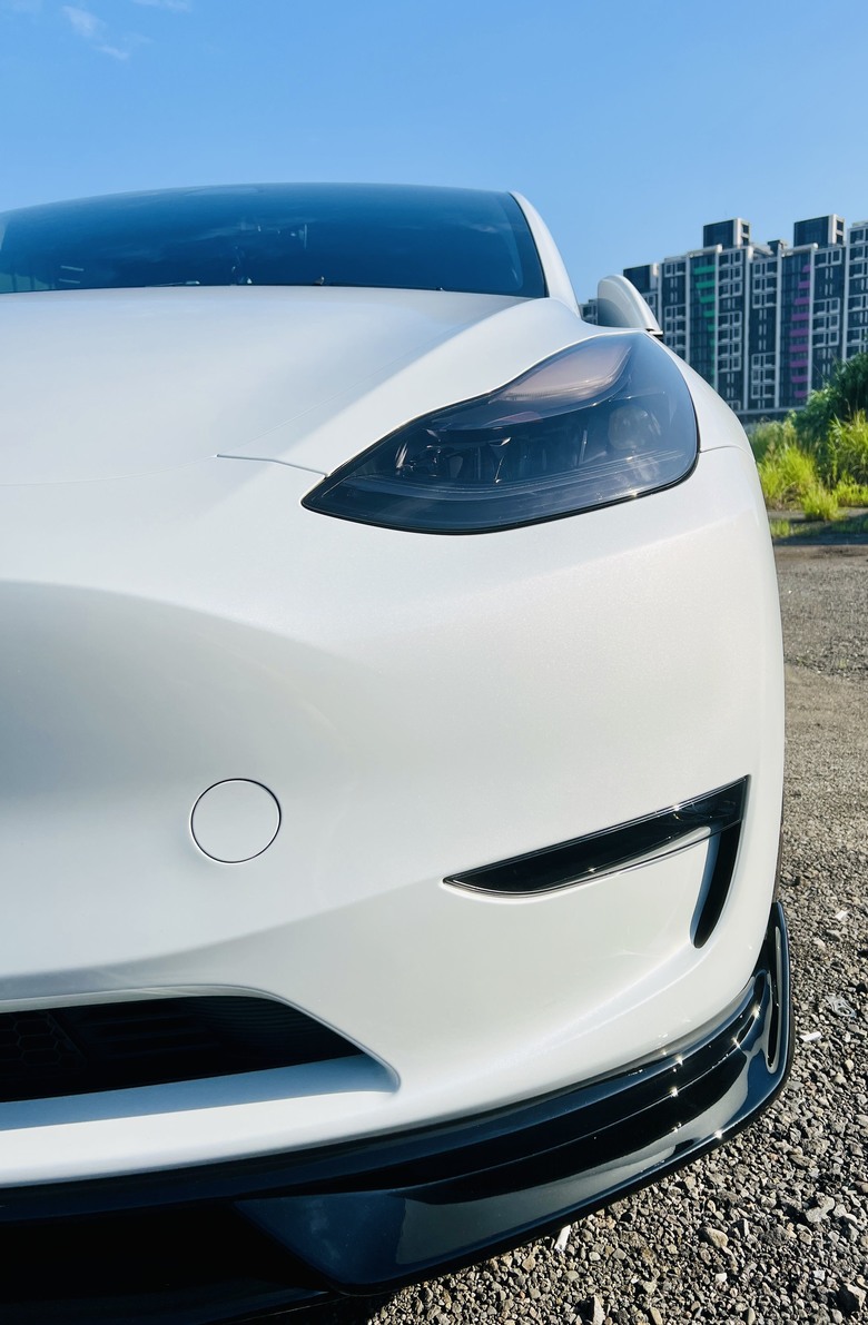 韭菜換喔當!model y Lr 開箱文