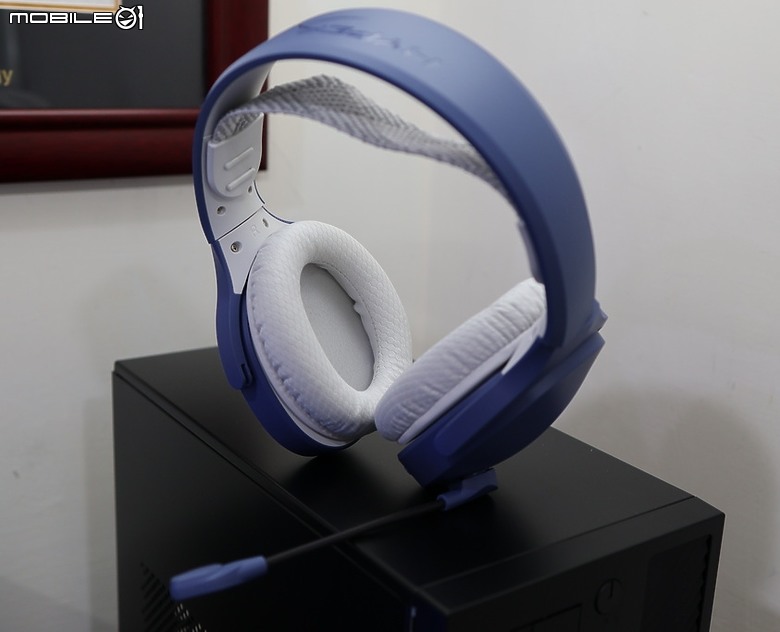全新配色 HP HyperX Cloud Jet 入門輕量雙模耳機