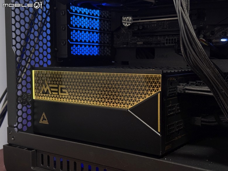 旗艦規格！MSI MEG Ai 1600T 數位電源
