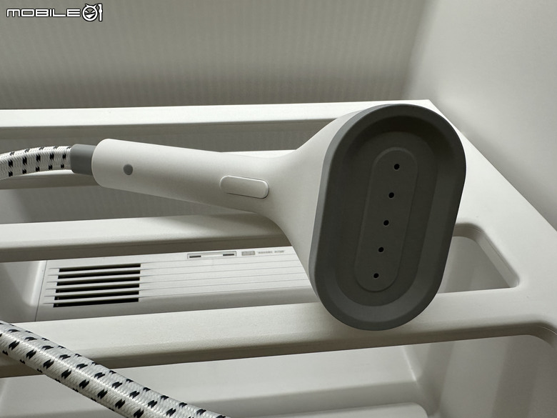 【試用】LG Styler 蒸氣電子衣櫥第二代，內建高壓蒸氣掛燙機，AI護理衣物