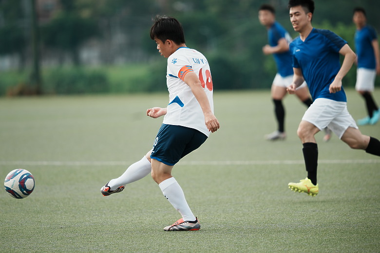 點我看大圖 Sigma 300-600mm f/4 DG OS Sports 評測報告|超望遠內變焦新標竿、一鏡封神誰與爭鋒!