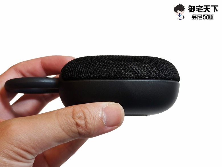 開箱｜TOZO SoundGo 隨身喇叭 - 強勁 10W 功率輸出，還配置 IPX8 防水的小鋼炮之作！