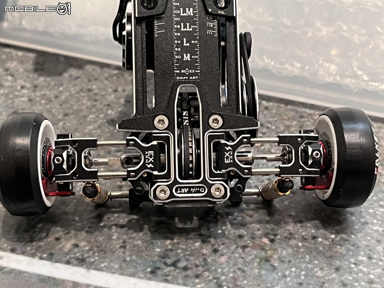 點我看大圖 【遙控模型】LB★Works 銀白戰鬥機 Lamborghini Aventador - DriftArt 4 追求華麗的行走姿態