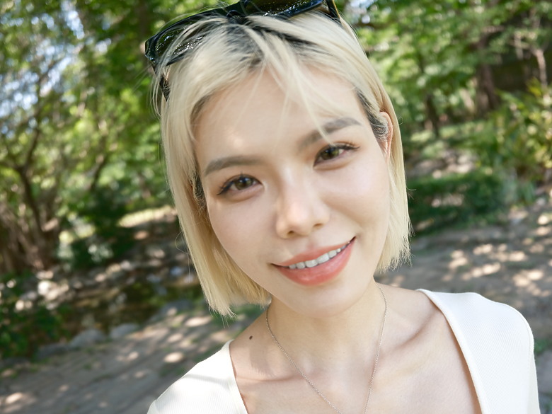 FUJIFILM GFX100 RF 評測報告｜為構圖加上轉盤、畫素破億的中判隨身機！