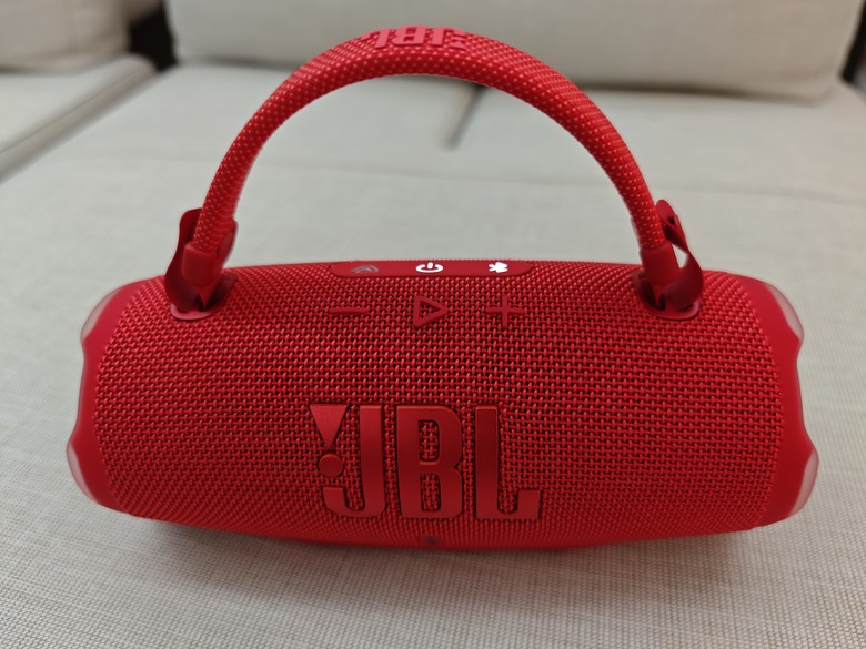 五彩繽紛的時尚配件 - JBL Charge 6 可攜式防水 五彩繽紛的時尚配件 - JBL Charge 6 可攜式防水藍牙喇叭開箱分享~