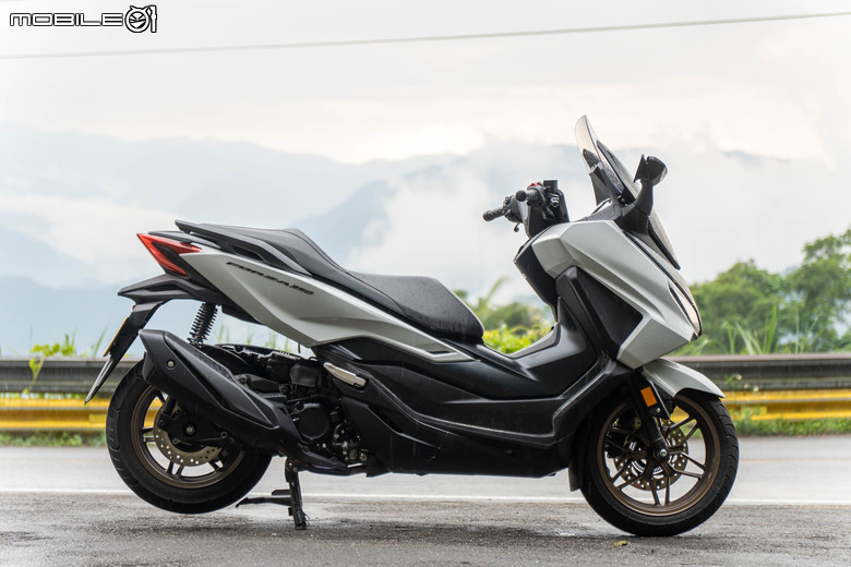 2025 Honda Forza 350 一日北橫試駕｜巴陵到坪林馳騁山林，公路旅行的理想夥伴