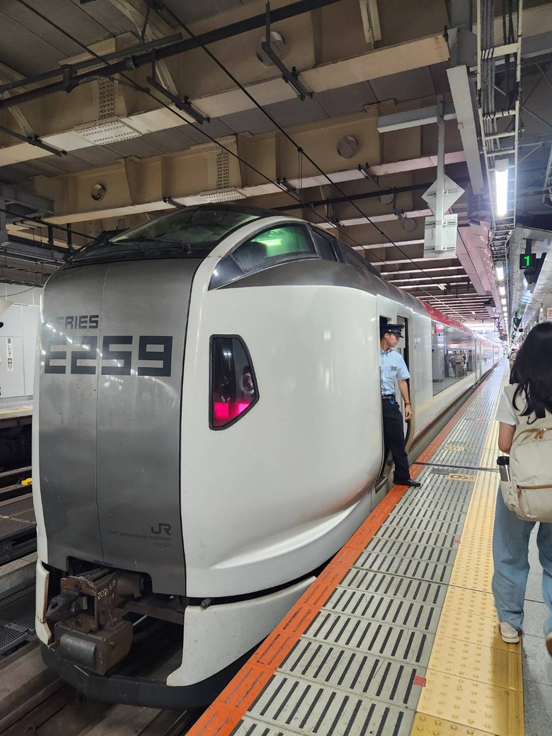 「分享」 成田空港進入市區的好方法，搭乘NEX吧！