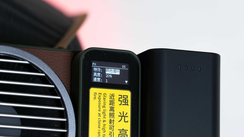 點我看大圖 「心得」智雲 MOLUS X100 RGB PRO - 美的不像是個攝影燈