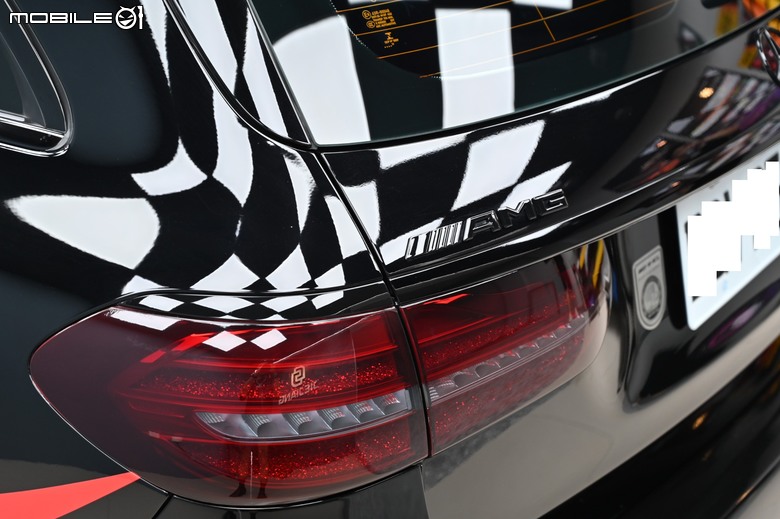 [分享]AMG E43 ESTATE F1 SAFETY CAR 塗裝 彩貼分享