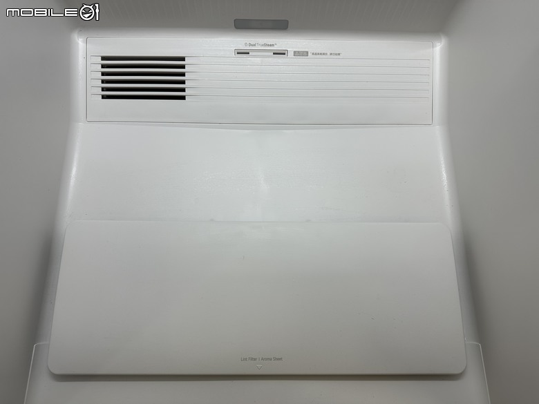 【試用】LG Styler 蒸氣電子衣櫥第二代，內建高壓蒸氣掛燙機，AI護理衣物