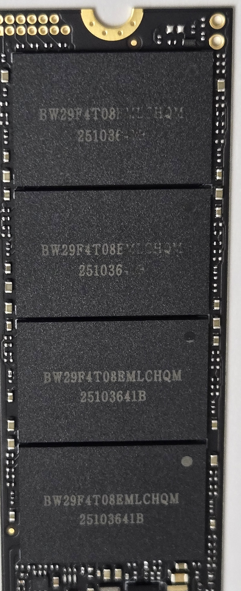 【開箱簡測】Acer Predator GM9 2TB PCIe Gen5.0 x4 (HMB) NVMe SSD 效能簡測 (圖多)