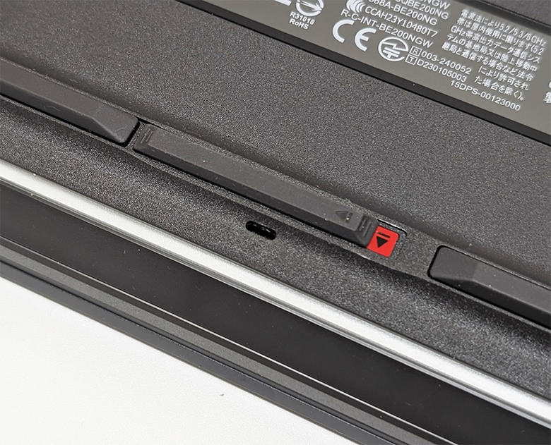 STRIX G815LW 免工具升級64G記憶體過程、接外接螢幕跑看看