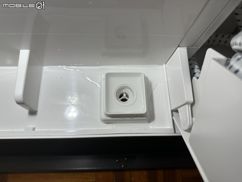 【試用】LG Styler 蒸氣電子衣櫥第二代，內建高壓蒸氣掛燙機，AI護理衣物