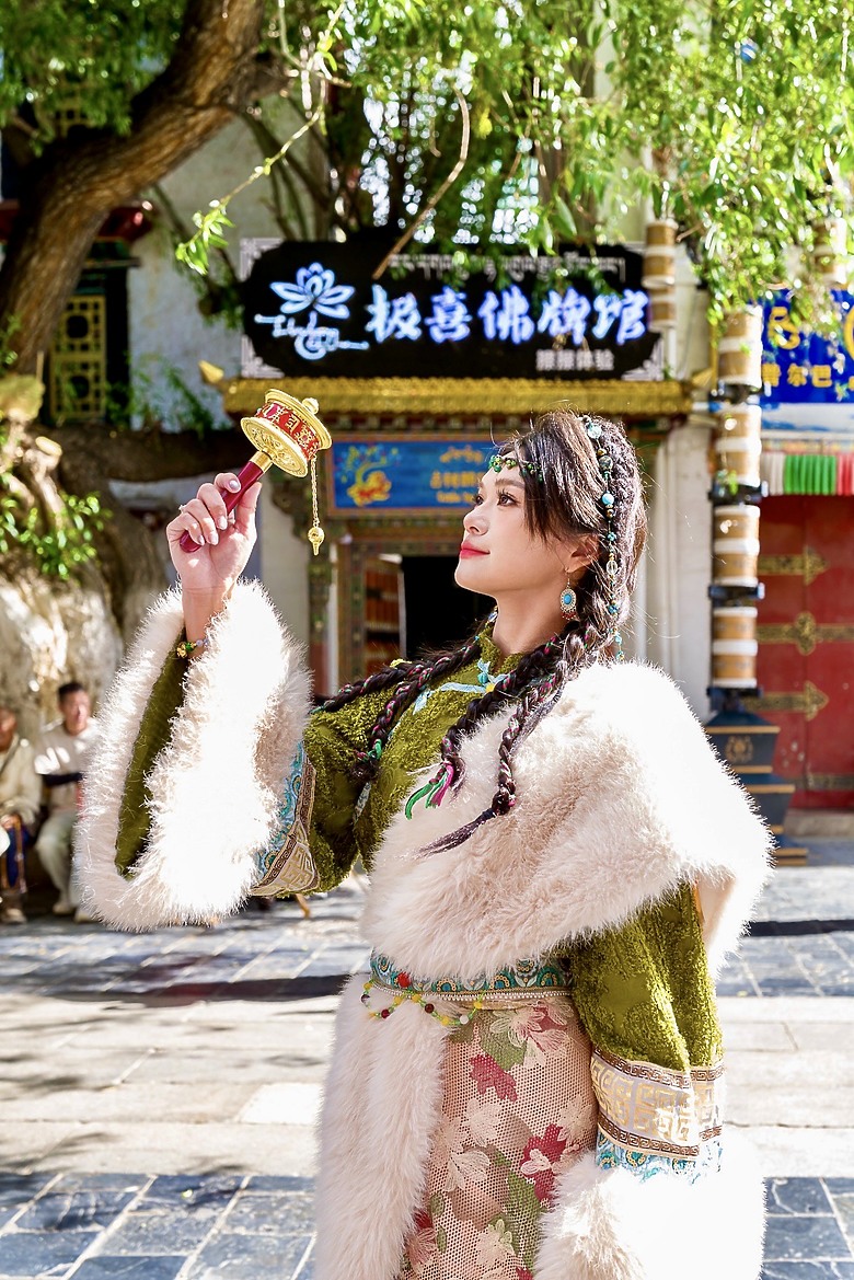 藏服體驗～拉薩