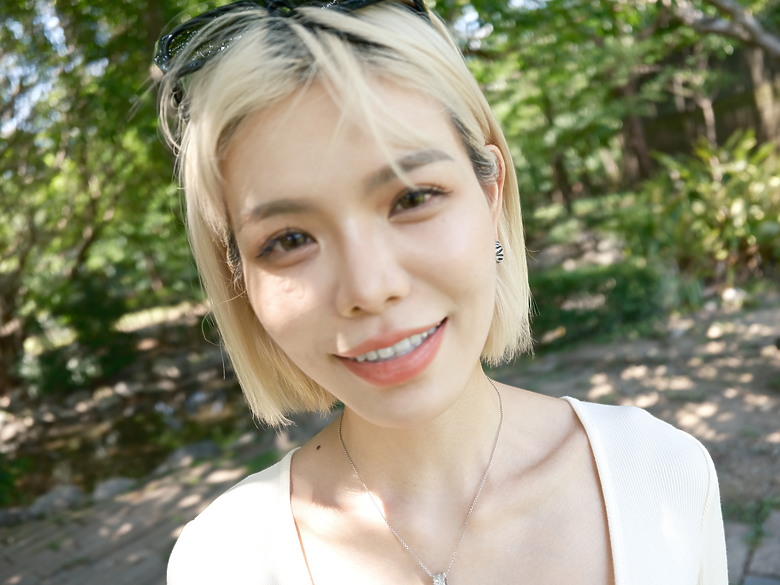 FUJIFILM GFX100 RF 評測報告｜為構圖加上轉盤、畫素破億的中判隨身機！