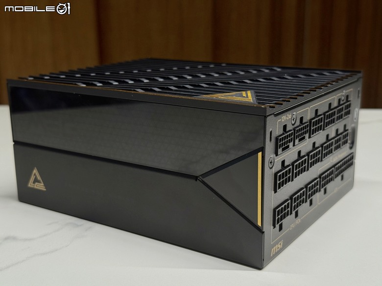 旗艦規格！MSI MEG Ai 1600T 數位電源