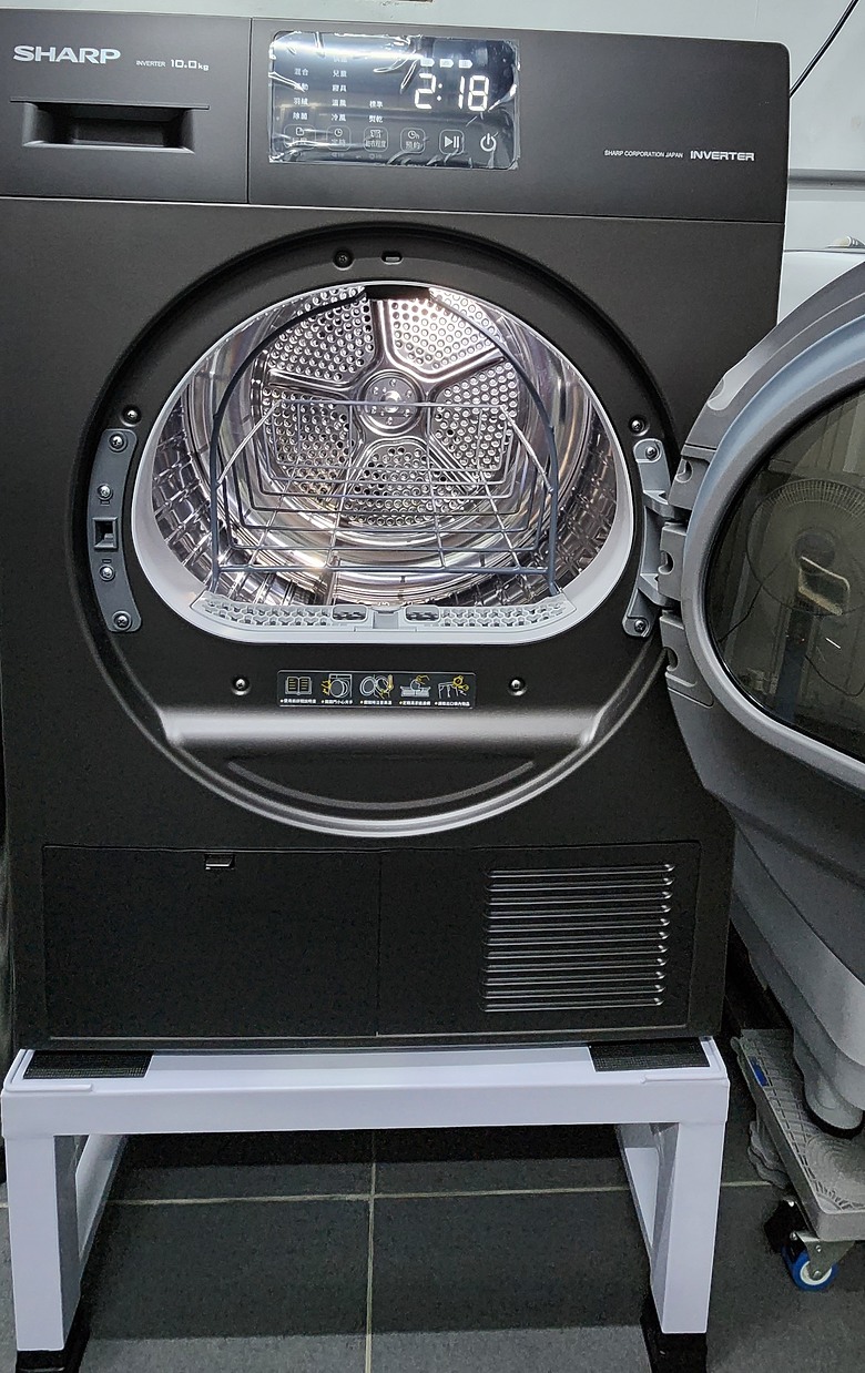 點我看大圖 SHARP 夏普 烘布郎 熱泵 滾筒乾衣機 KD-FKH10DT 首篇開箱文
