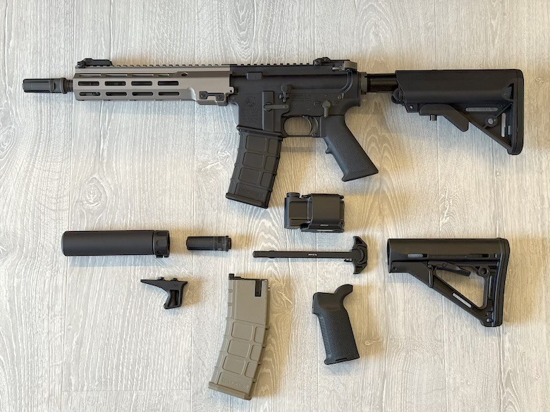 GHK MK16 URG-I 10.3吋版氣動空氣軟槍外觀改裝 | 黑色經典現代套裝歷久不衰