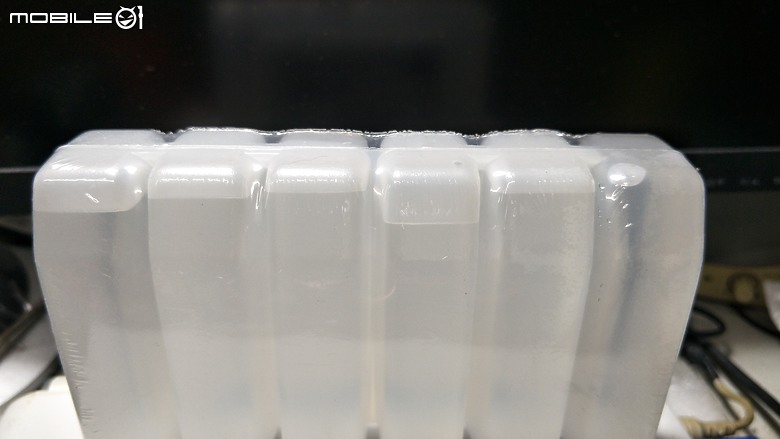 在網路買電瓶結果他的電瓶液高度不同