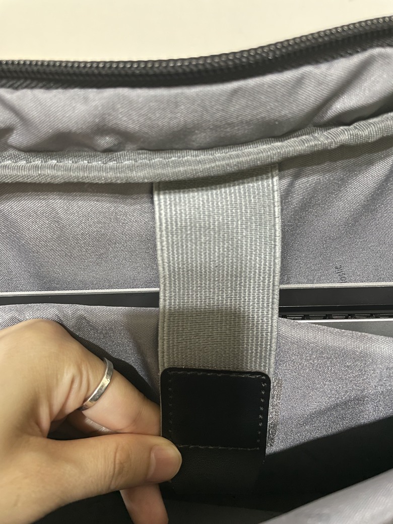 開箱-deya clever機能電腦後背包-收納好拉合出差好夥伴