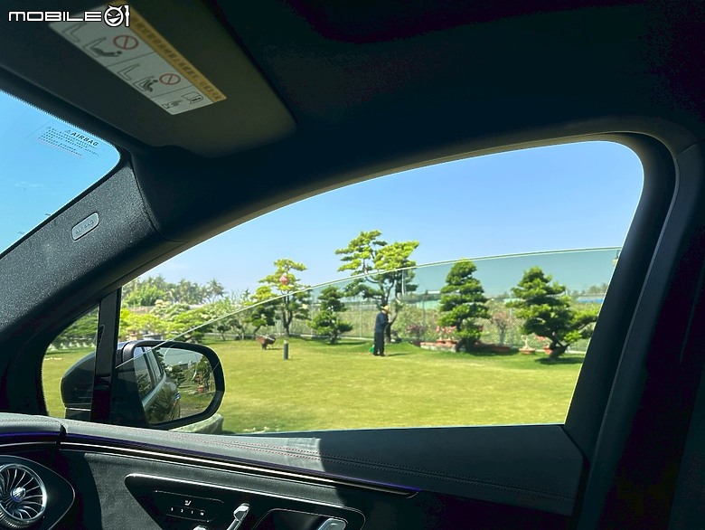 點我看大圖 EQE 350極透MA70/MA40 迎接新的隔熱紙規則