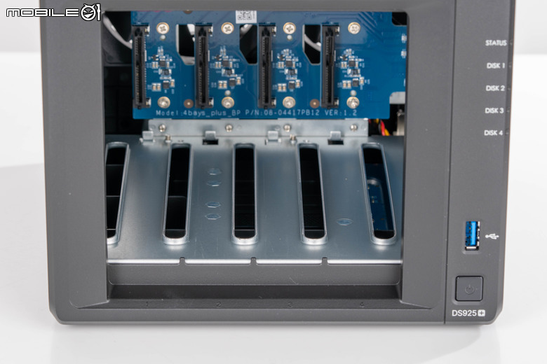 Synology DiskStaton 925+ NAS 開箱實測 軟體介面依舊優異 卻限於硬體配置的穩定之作