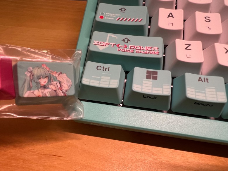 [開箱] TUF K3 Gen II Hatsune Miku Edition (初音聯名)