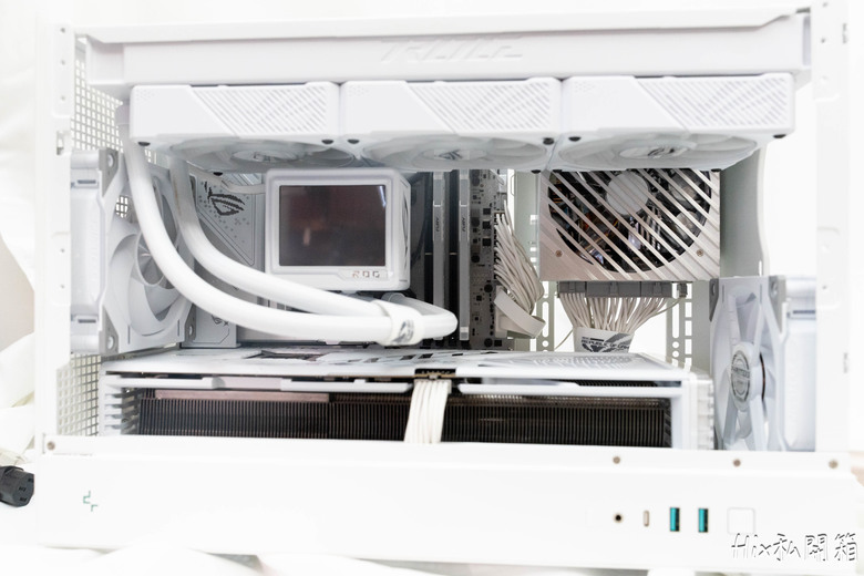 點我看大圖 緊湊小鋼砲載體 九州風神DeepCool CH260