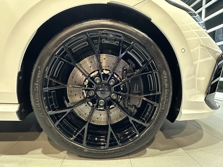 Golf 8.5R Black Edition ~到底有多愛Golf R