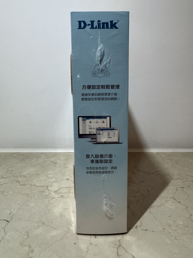 點我看大圖 4G 插卡即連!D-Link G403C 開箱 | 家中網路斷線也不怕